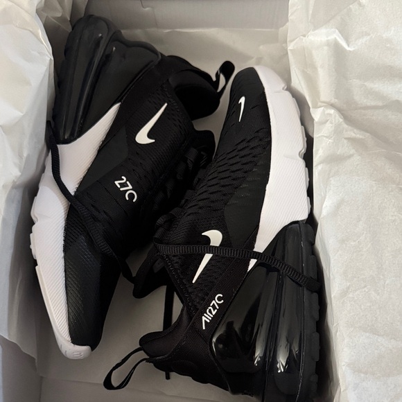 Brand New Nike Air Max 270 Black White Trainers